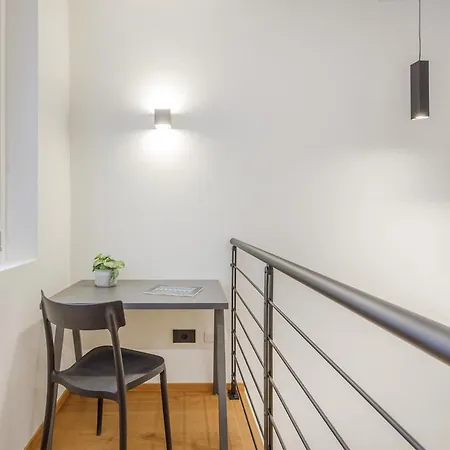 Stylish Loft With Private Garage Near Ghirlandina * 摩德纳