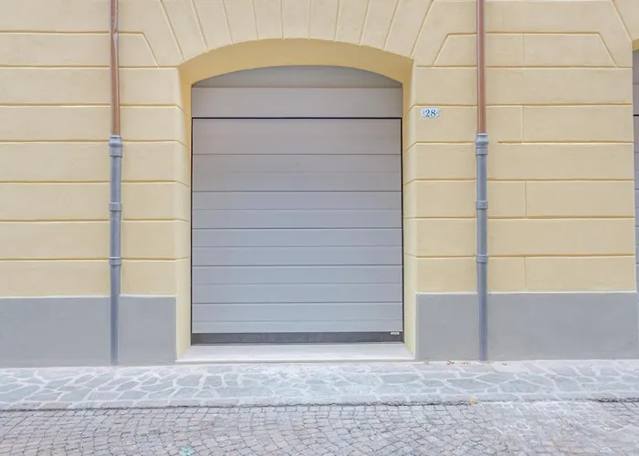 Appartement Stylish Loft With Private Garage Near Ghirlandina Modène